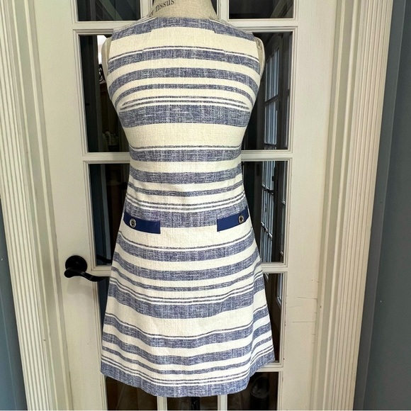 Tommy Hilfiger Dresses & Skirts - NWOT TOMMY HILFIGER Off White/Navy Sheath Midi Dress Concealed Back Zipper Sz 2